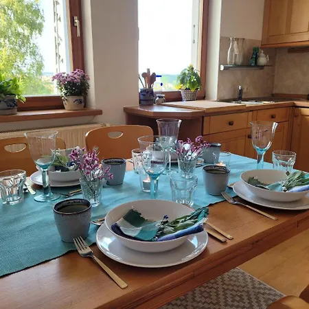 Weitblick In Hoehenlage Von Apartment